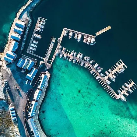 Nappstraumen Seafront بيت خشبي